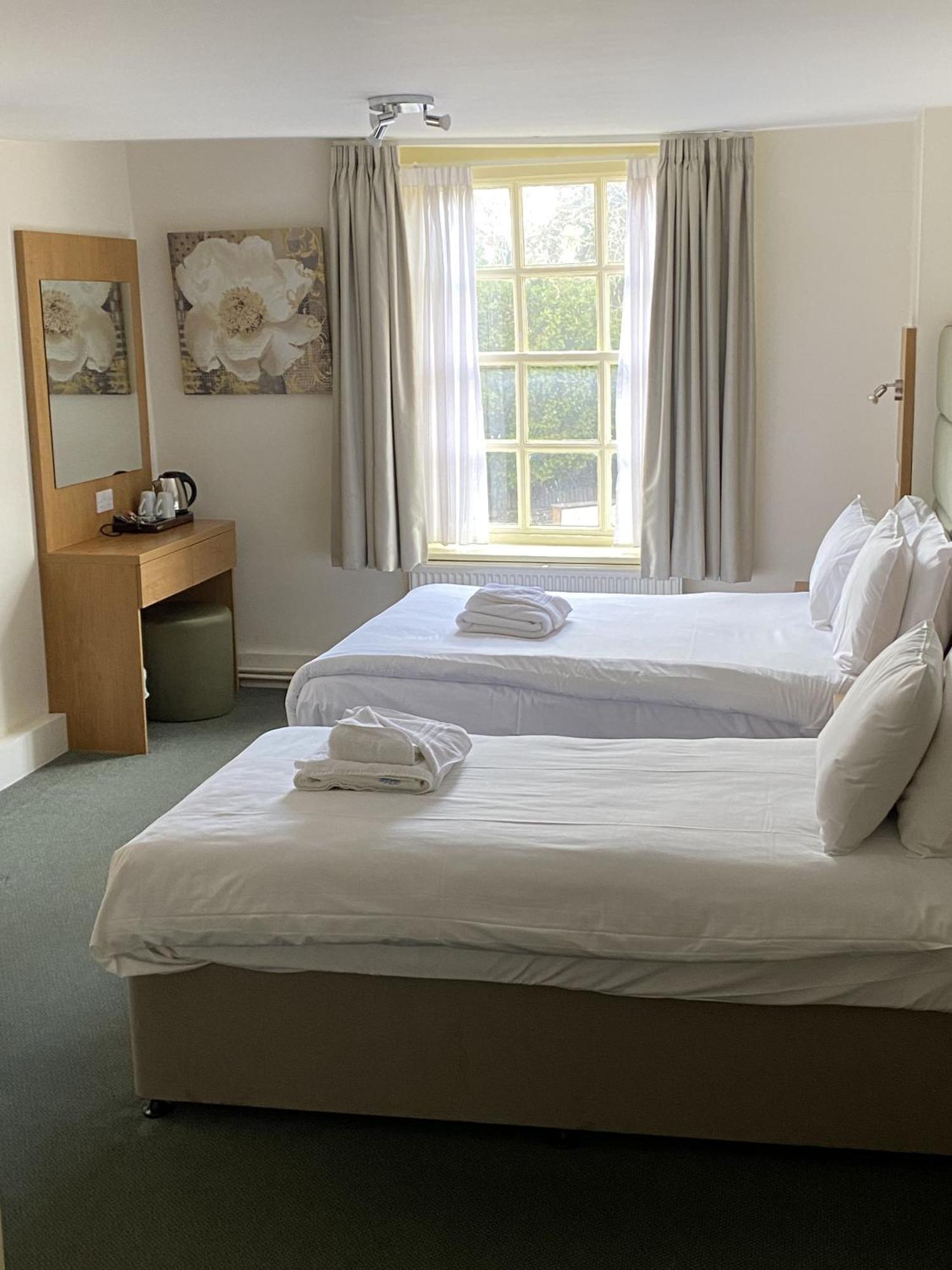 New Inn Hotel Lechlade Pokoj fotografie