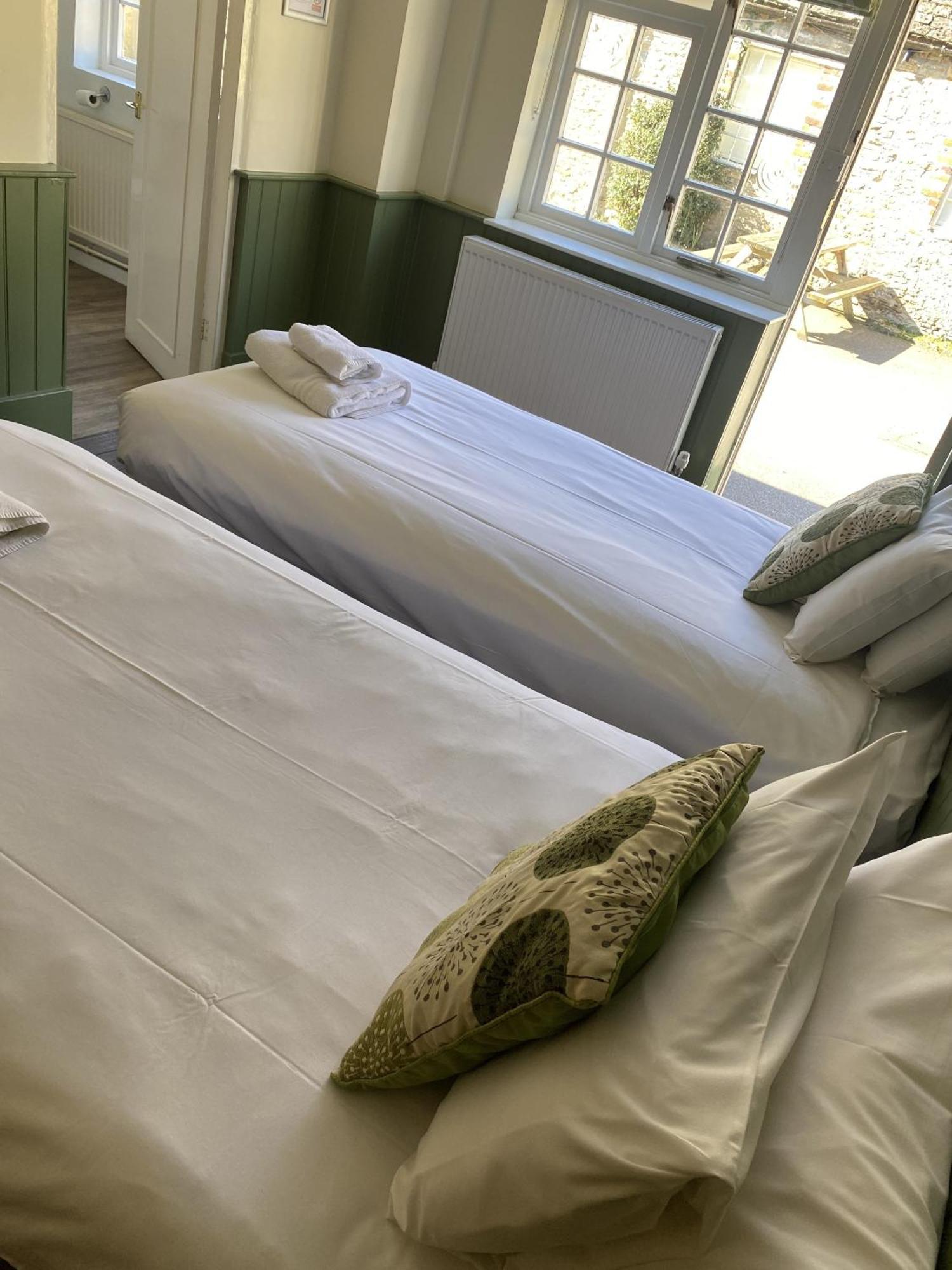New Inn Hotel Lechlade Pokoj fotografie