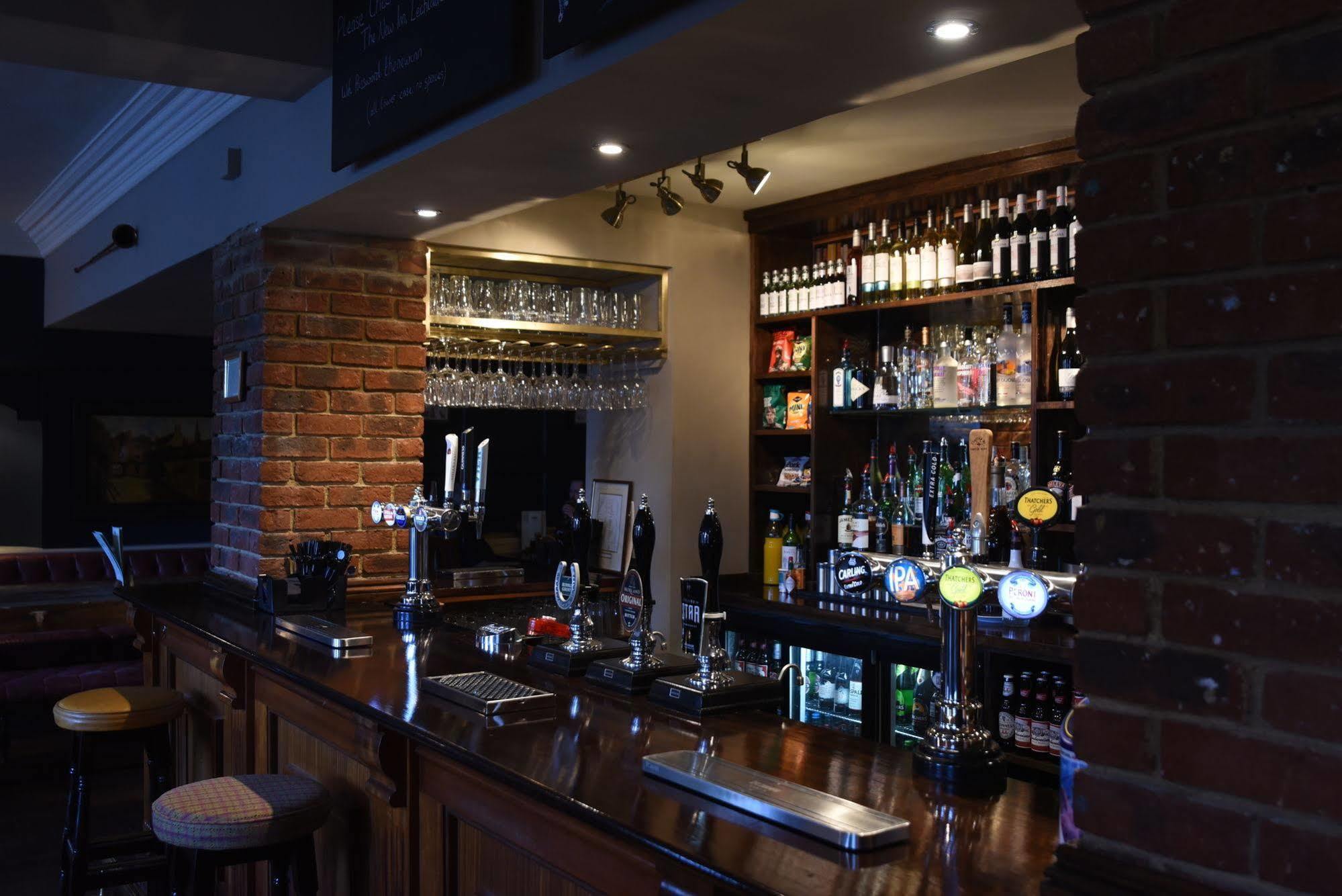 New Inn Hotel Lechlade Exteriér fotografie